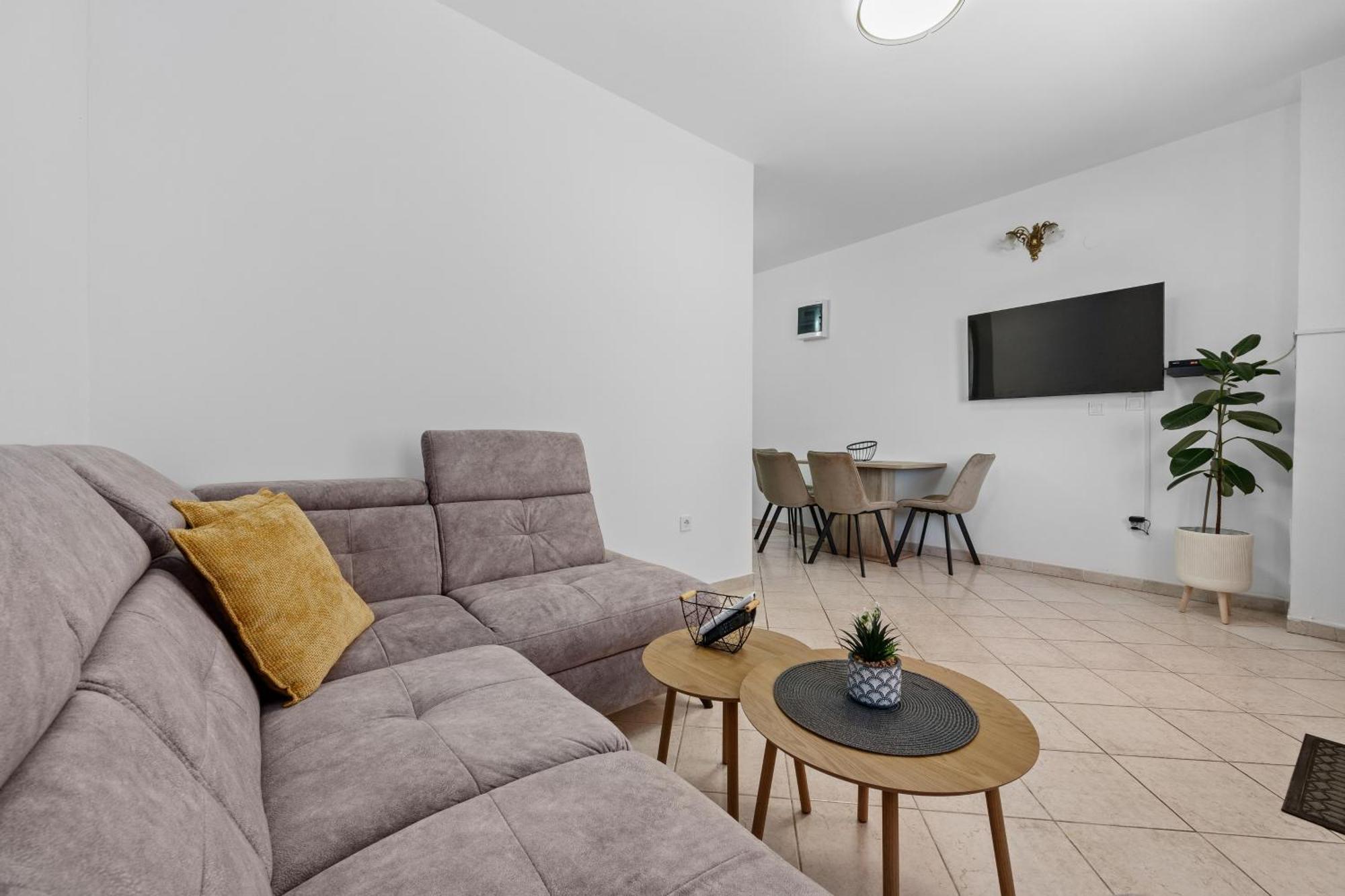 Šišan New Apartment Lejla מראה חיצוני תמונה